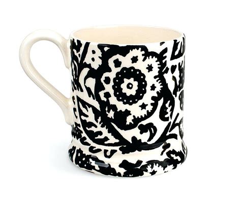 Discover this classic British ceramic kitchenware from Emma Bridgewater. Based in Stoke-on-Trent this iconic British brand has been around since 1984. Emma creates timeless sponge print designs; Polka Dot, Pink Hearts, and Blue Stars whilst with her husband Matthew Rice has created the memorable Black Toast design and illustrations which …